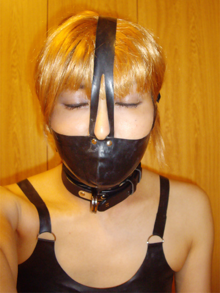 rubbermask003.jpg
