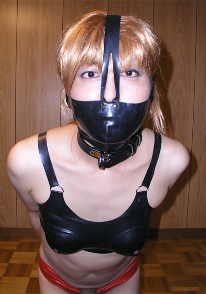 rubbermask011.jpg